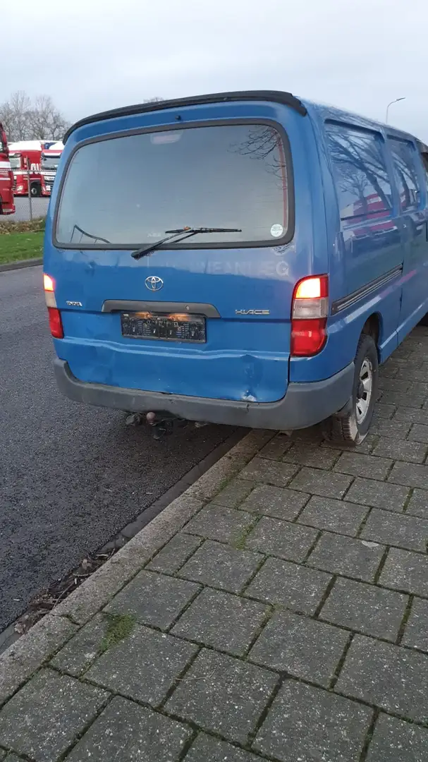 Toyota Hiace D-4D 2.5 diesel 4x4 Bleu - 2