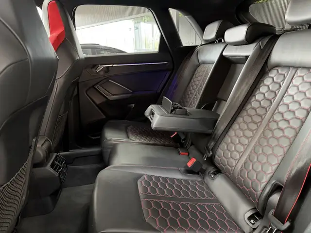 Audi RS Q3 view 14