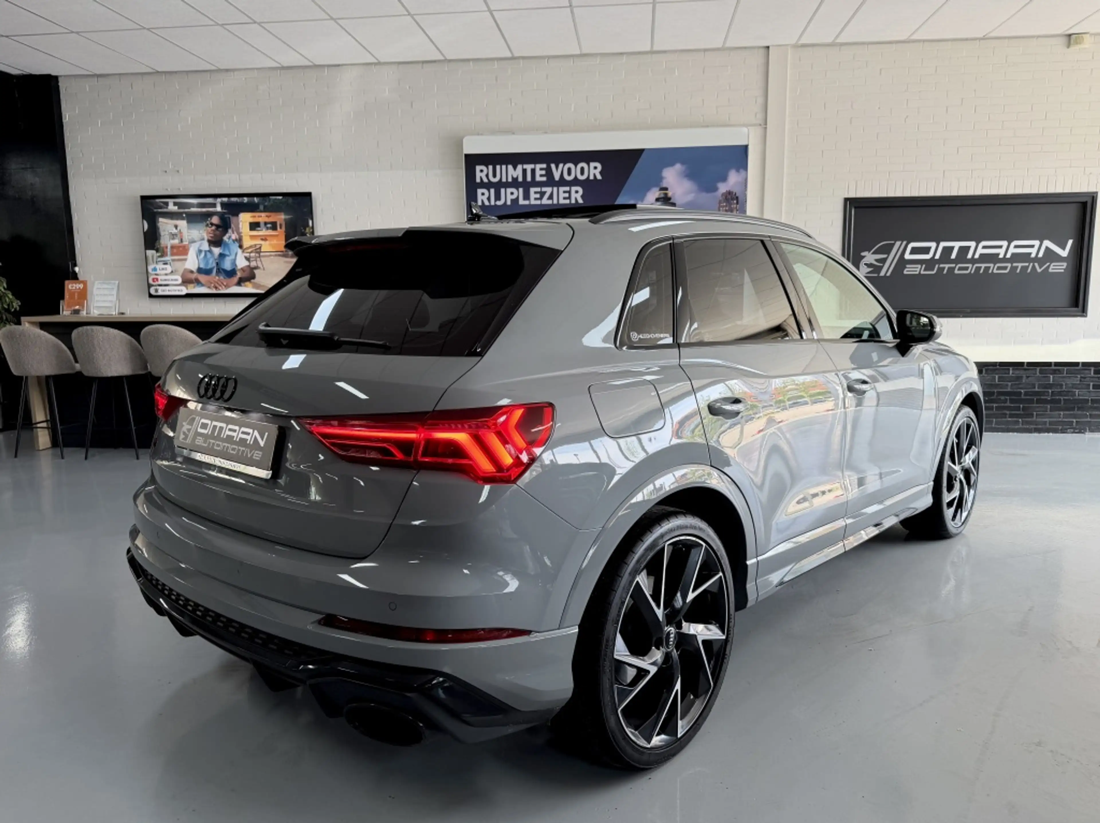Audi RS Q3 RSQ3 2.5 TFSI Quattro Sportback PANO SEAT TREKH — photo 3
