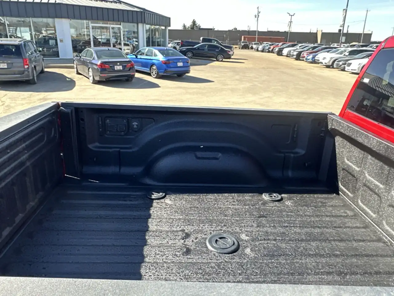 RAM 2500 снимка RAM 2500