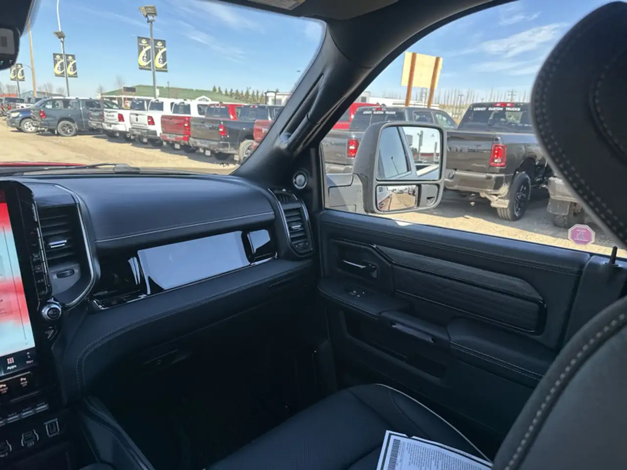 RAM 2500 снимка RAM 2500