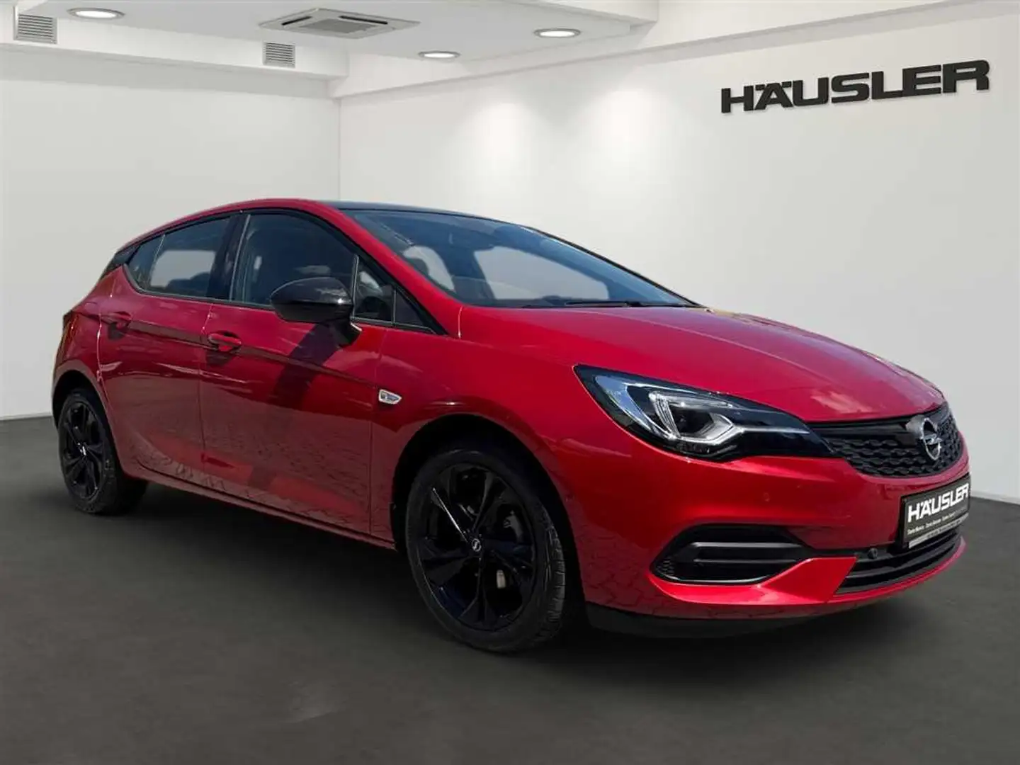 Opel Astra 1.2  Elegance,  Klima, Navi, Kamera, Panoramadach, Rouge - 2