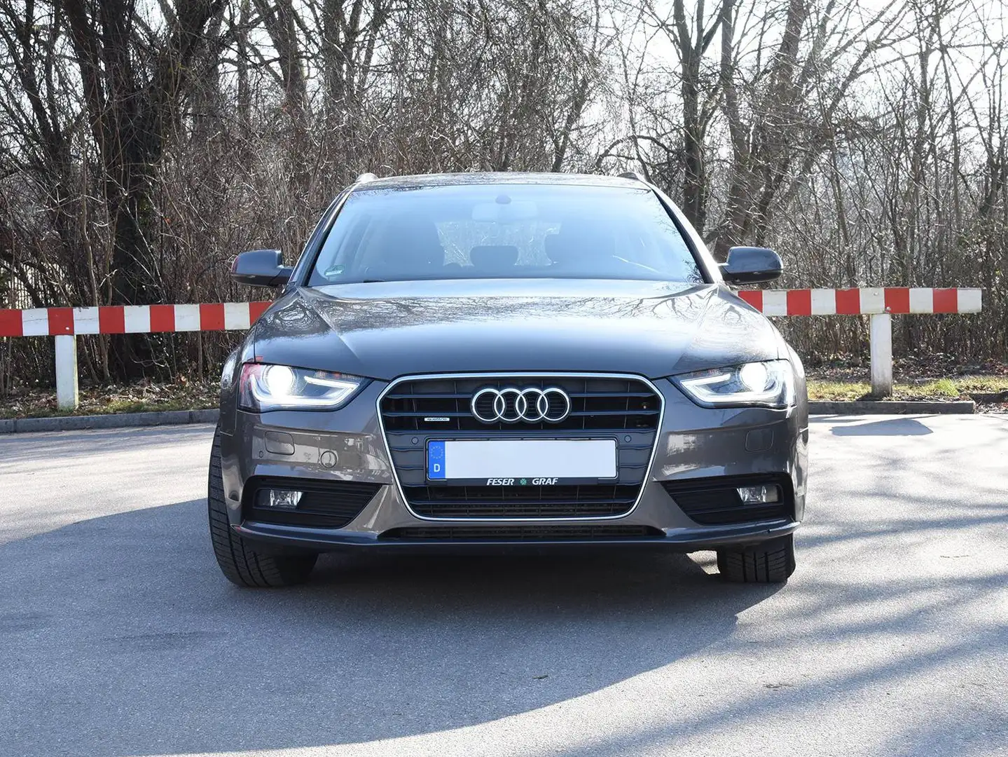 Audi A4 A4 Avant B8 2.0 TDI quattro Plateado - 1