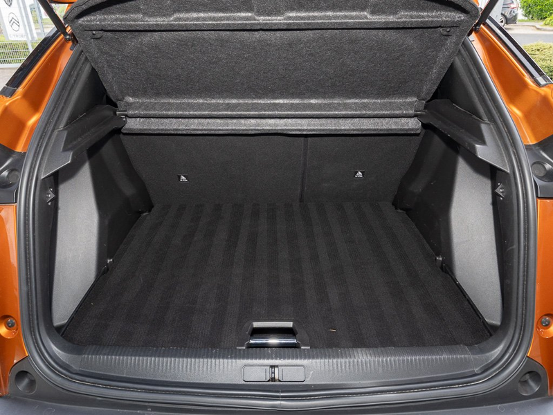 Peugeot e-2008 2008-e 136 Allure +ELEKTRO+OBC11KW+RFK+SHZ+NAVI+ — photo 15