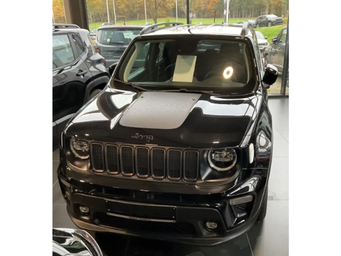Jeep Renegade Longitude FWD DAB Ambientebeleuchtung e-Sitze SHZ Schwarz - 2