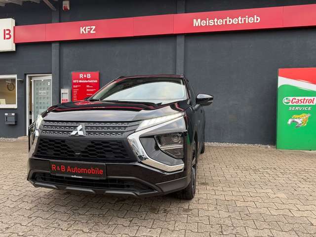 Imagine Mitsubishi Eclipse Cross Basis Hybrid 4WD*2.4 Mivec*Automat