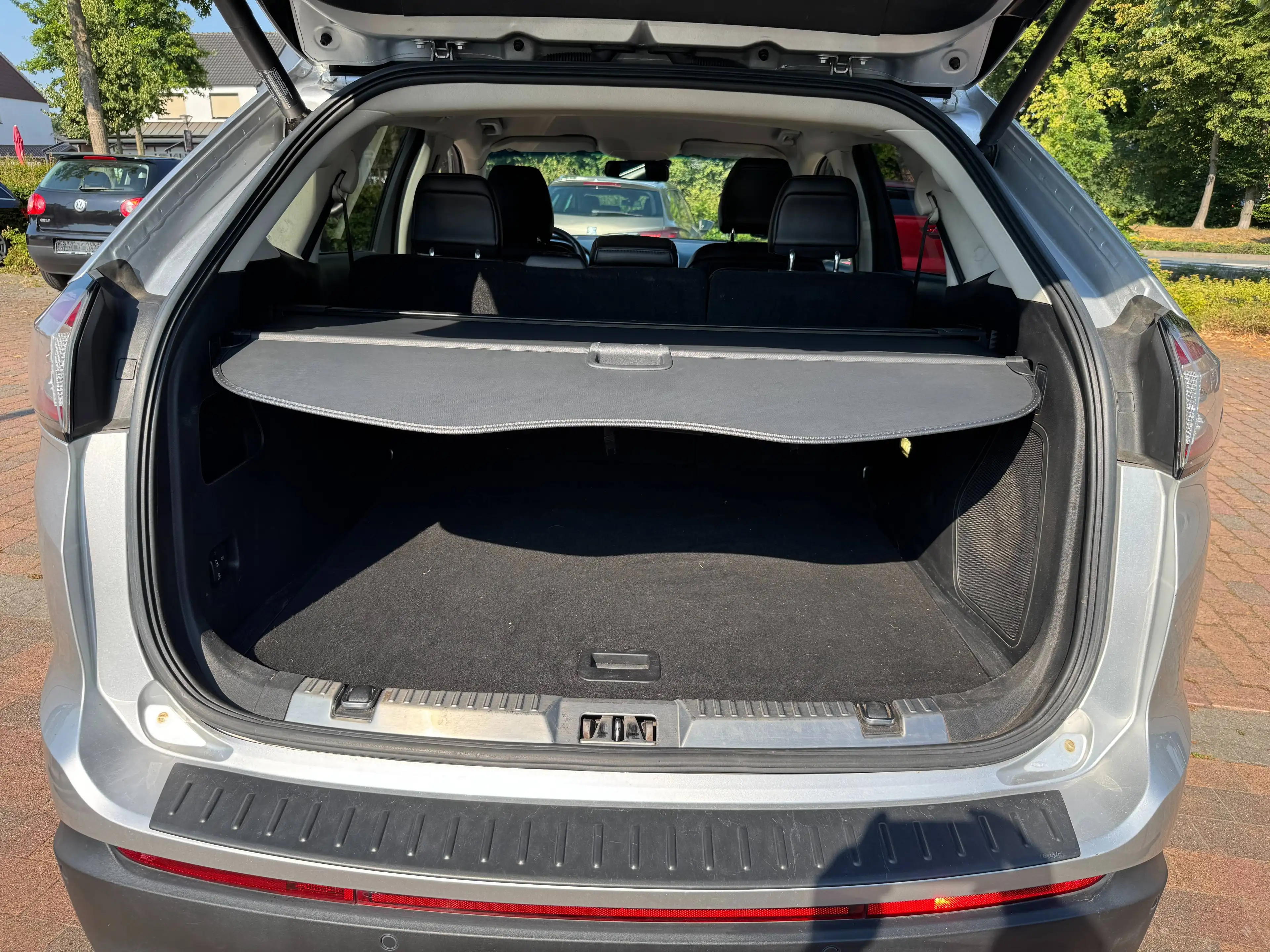 Ford Edge Titanium 4x4-Automatik-Leder AHK-NAV ACC-SHZ-LED — photo 14