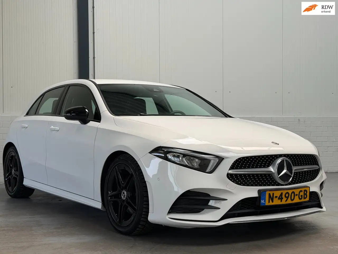 Mercedes-Benz A 180