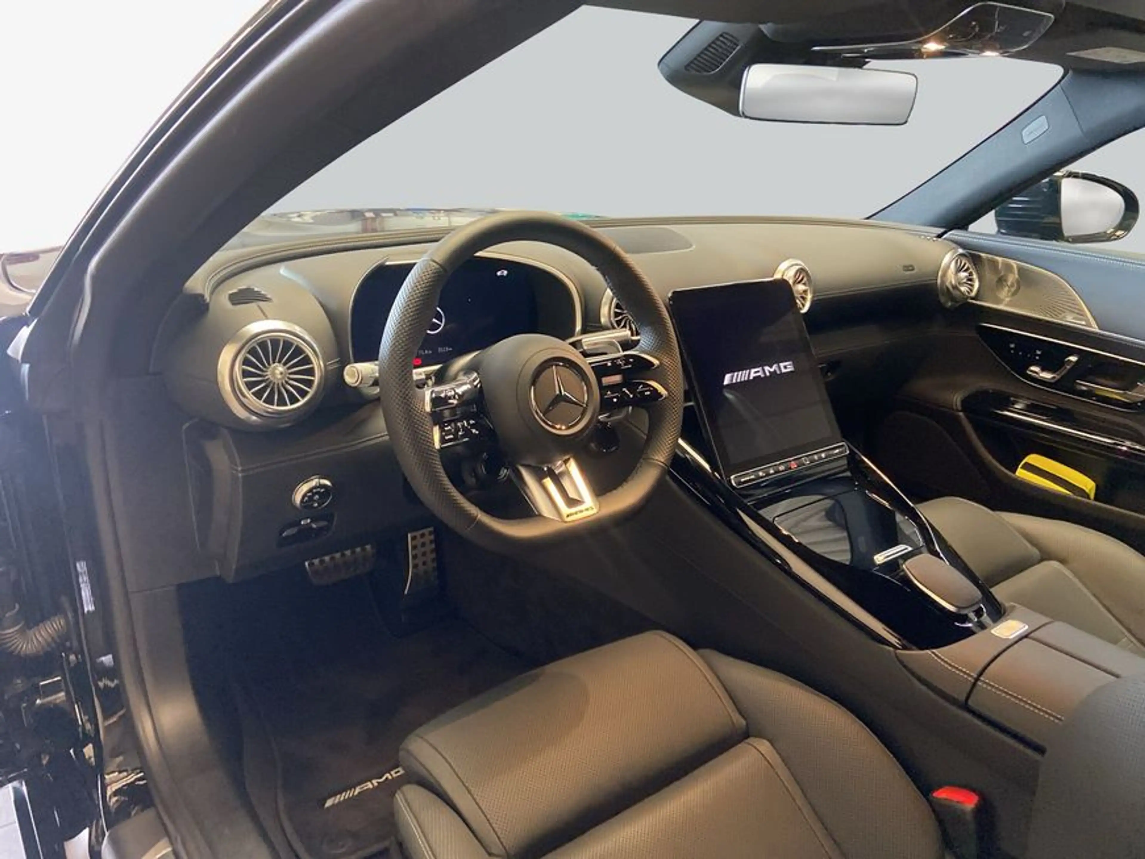 Mercedes-Benz SL 63 AMG SL-Klasse — photo 9