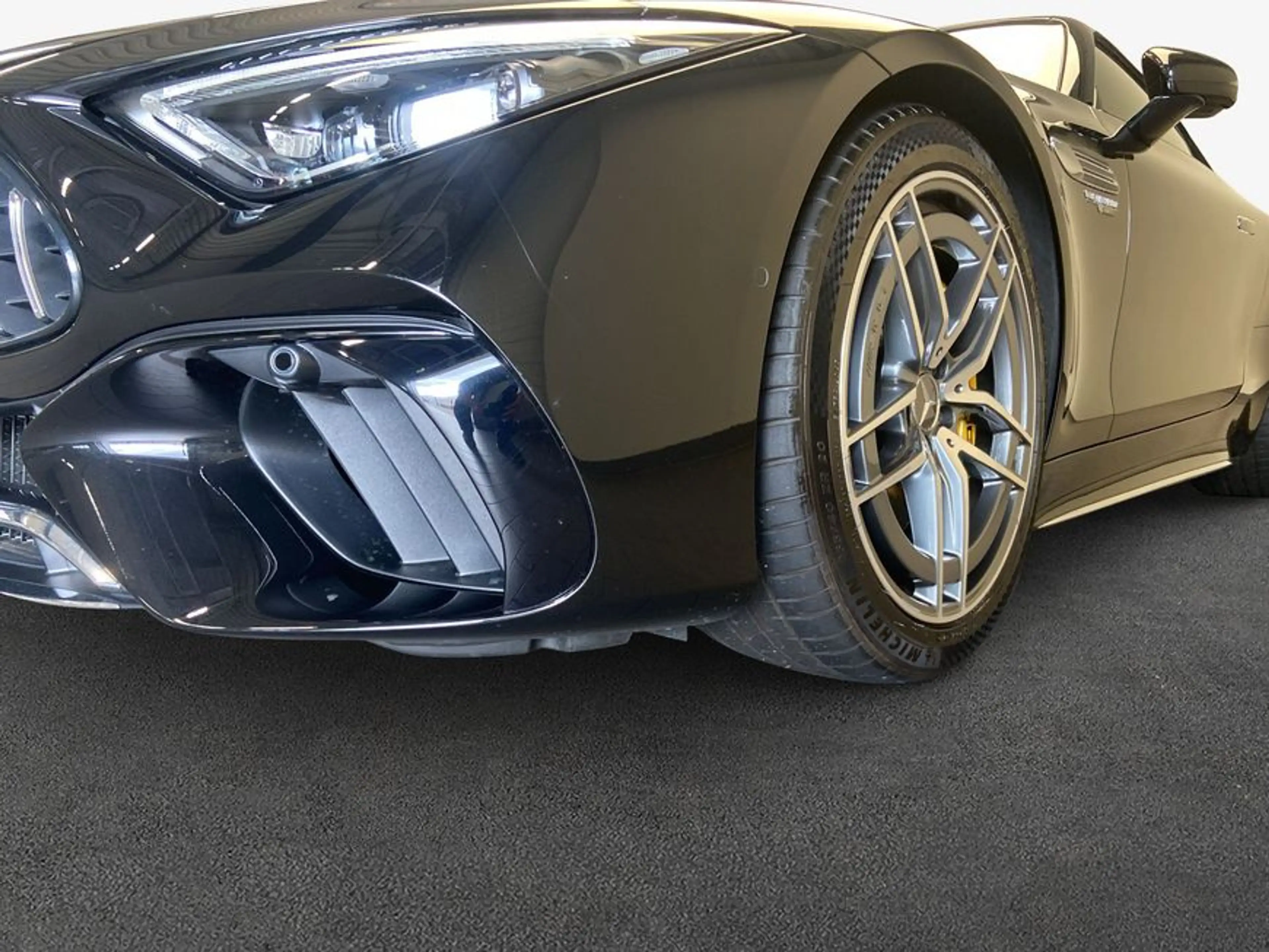 Mercedes-Benz SL 63 AMG SL-Klasse — photo 6