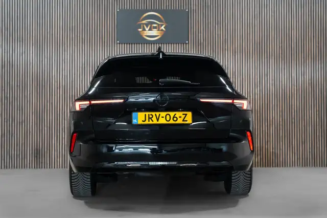 Opel Astra view 10