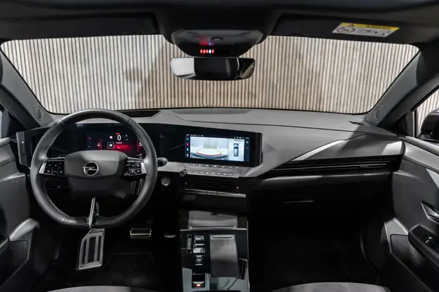Opel Astra view 15