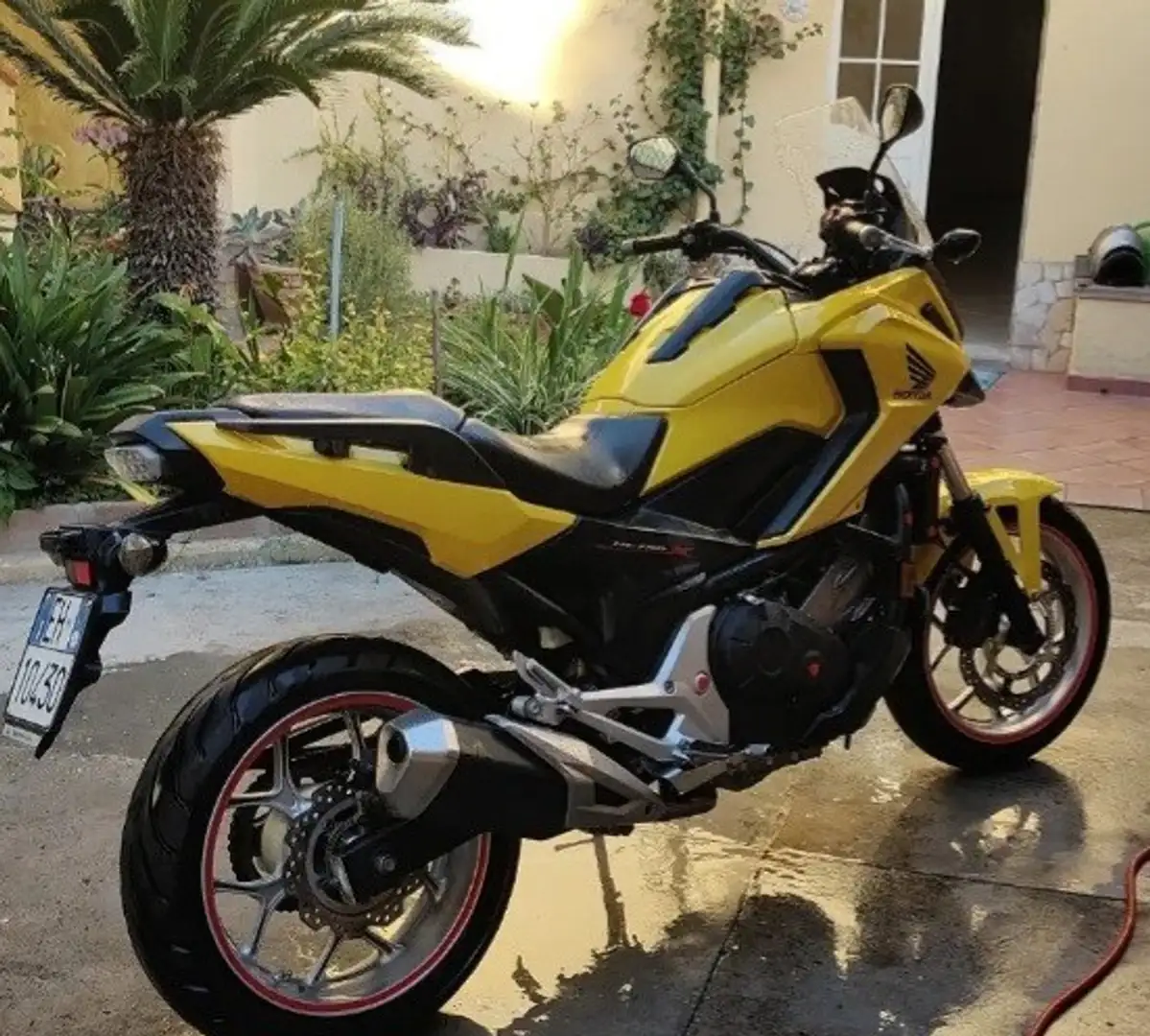 Honda NC 750 Honda NC 750 X ABS Travel Edition 745cc Galben - 2