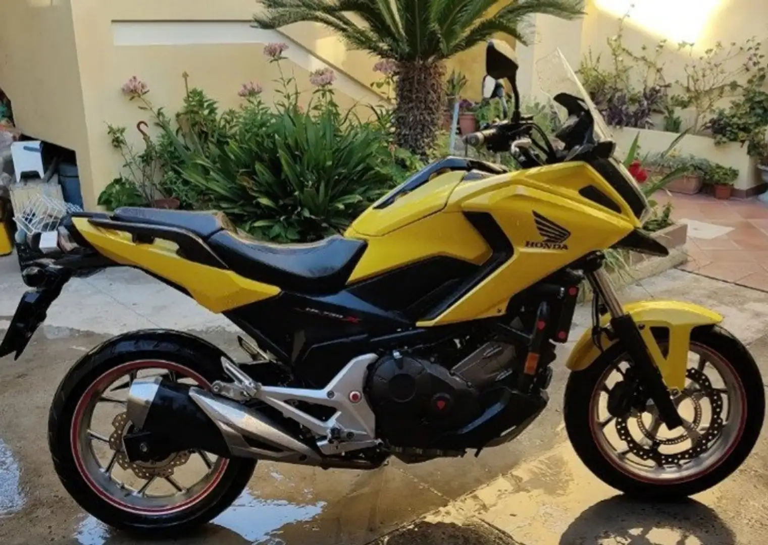 Honda NC 750 Honda NC 750 X ABS Travel Edition 745cc Galben - 1