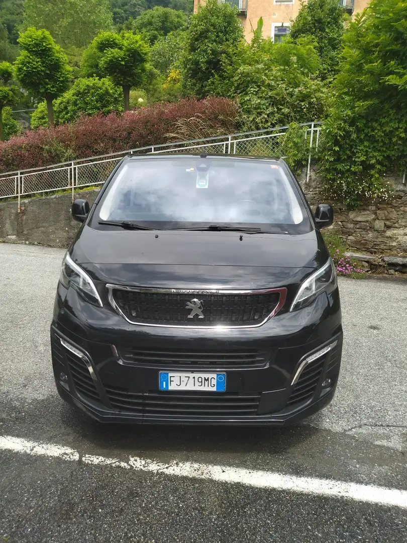 Peugeot Traveller Allure Fekete - 1