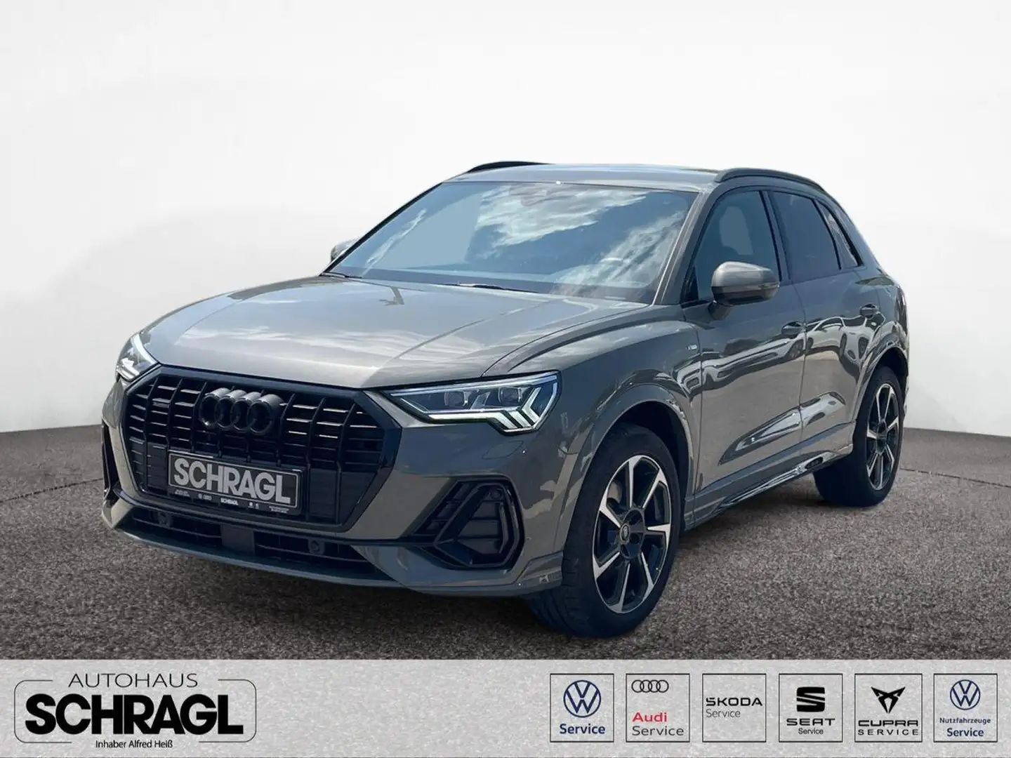 Audi Q3 40 TFSI quattro S-LINE+AHK+MATRIX+KAMERA+ACC Grijs - 1
