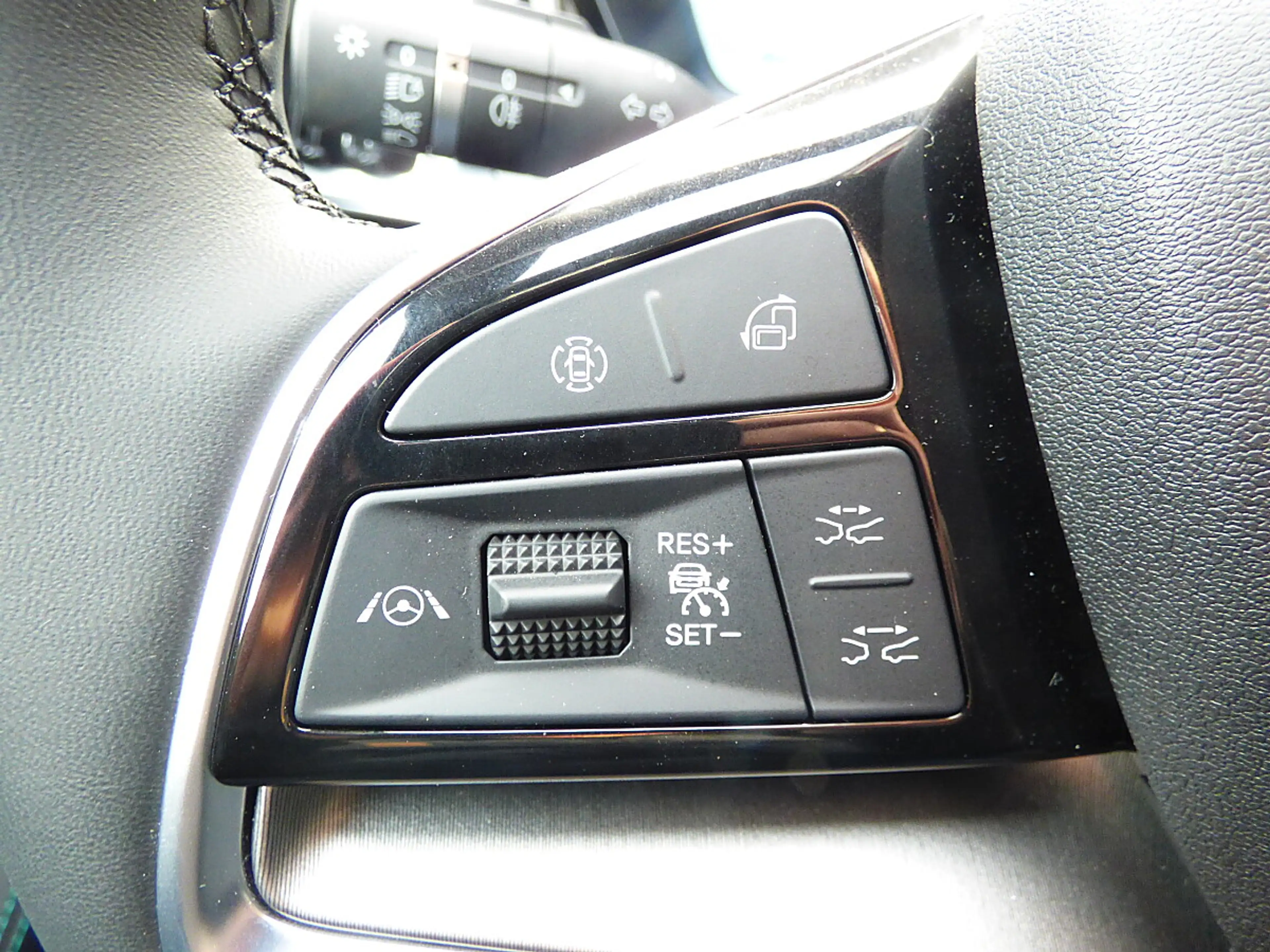 BYD Seal U DM-i PHEV 18,3kWh Boost Österreich Paket LAGER — photo 11