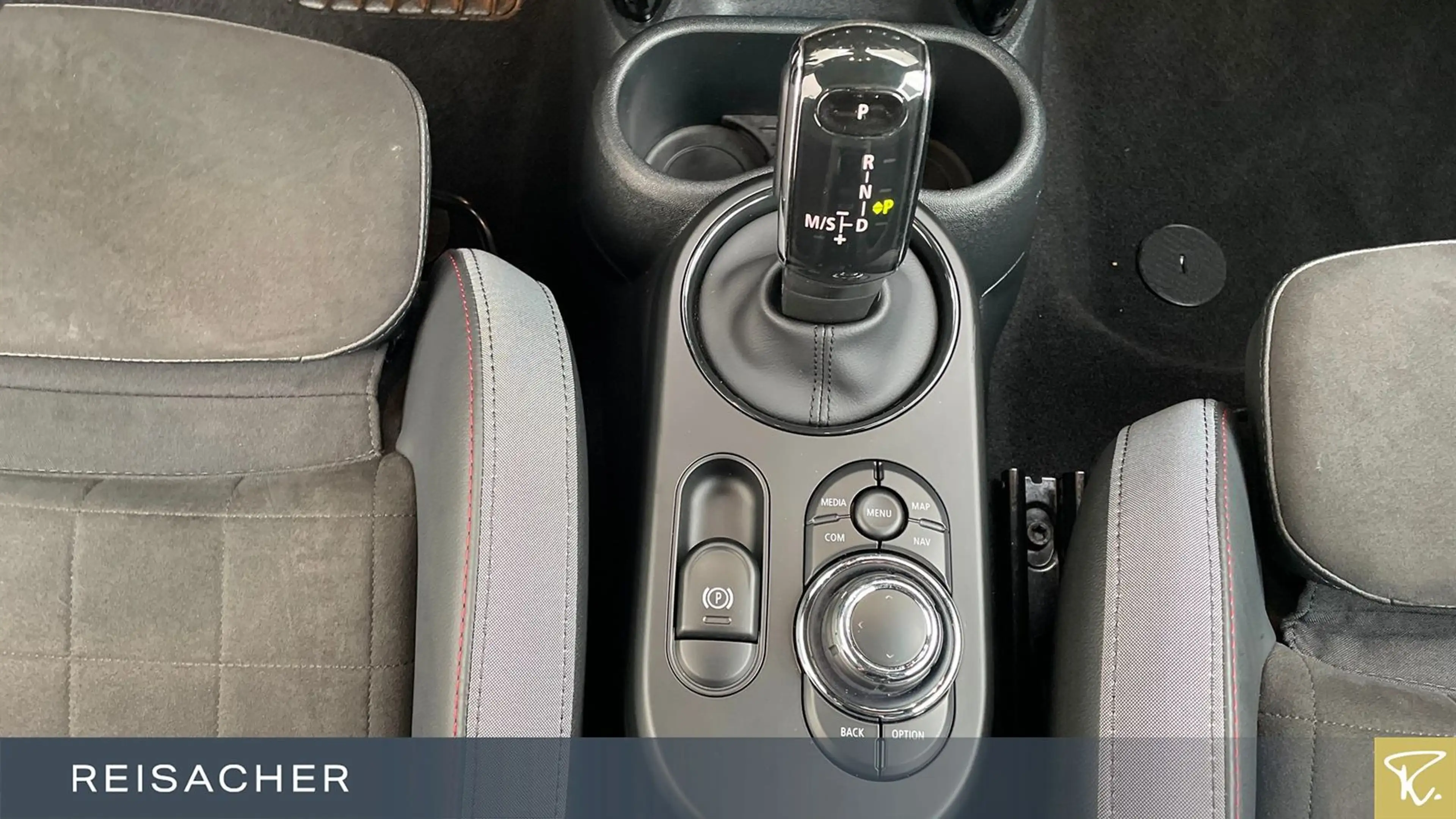 MINI John Cooper Works Cabrio Aut.Navi,HuD,ACC,RFK — photo 11