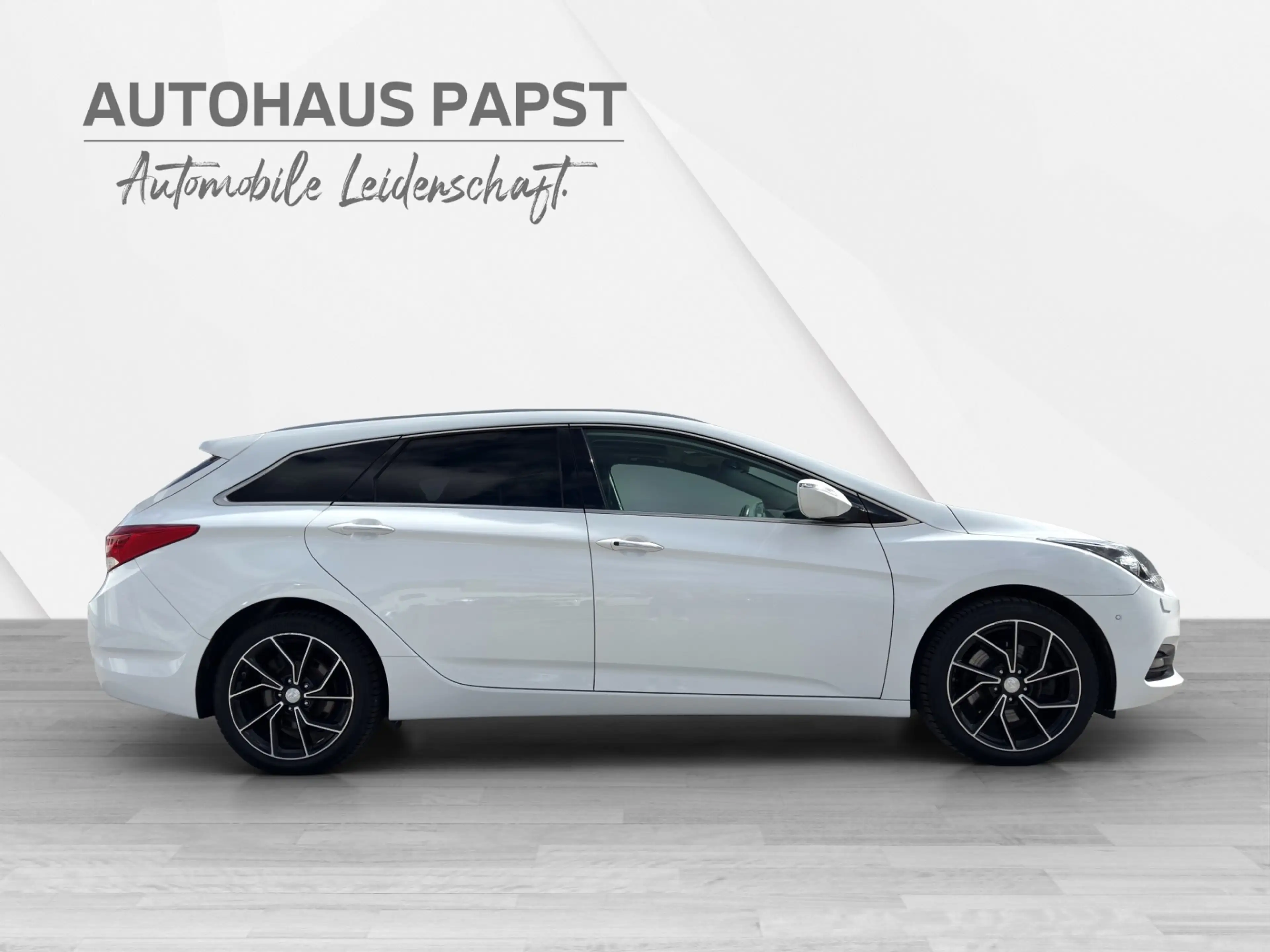 Hyundai i40 1,6 CRDi Level 6 DCT — photo 6
