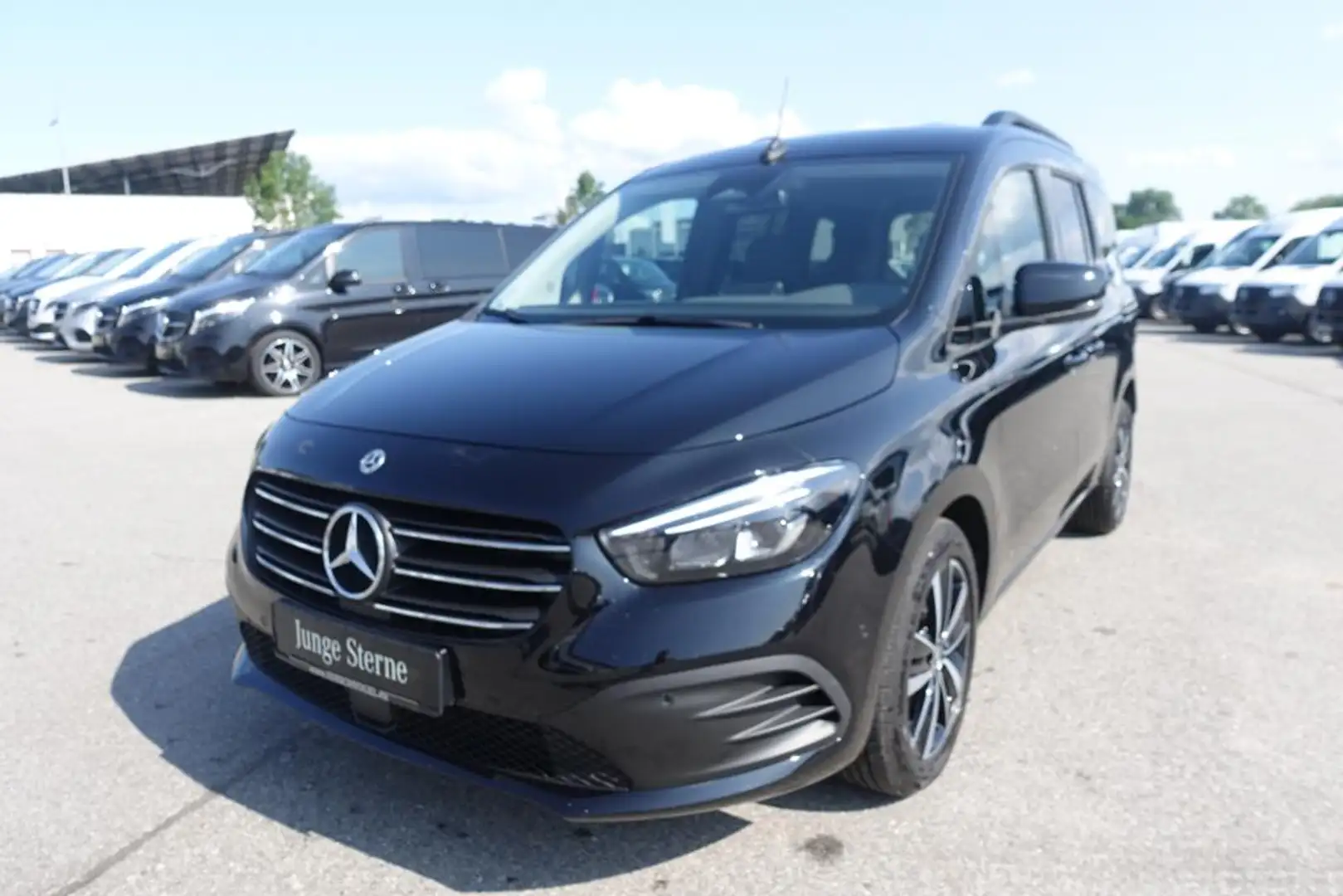 Mercedes-Benz T-Class T 180 d Progressive Edition Kamera LED MBUX10" Schwarz - 2