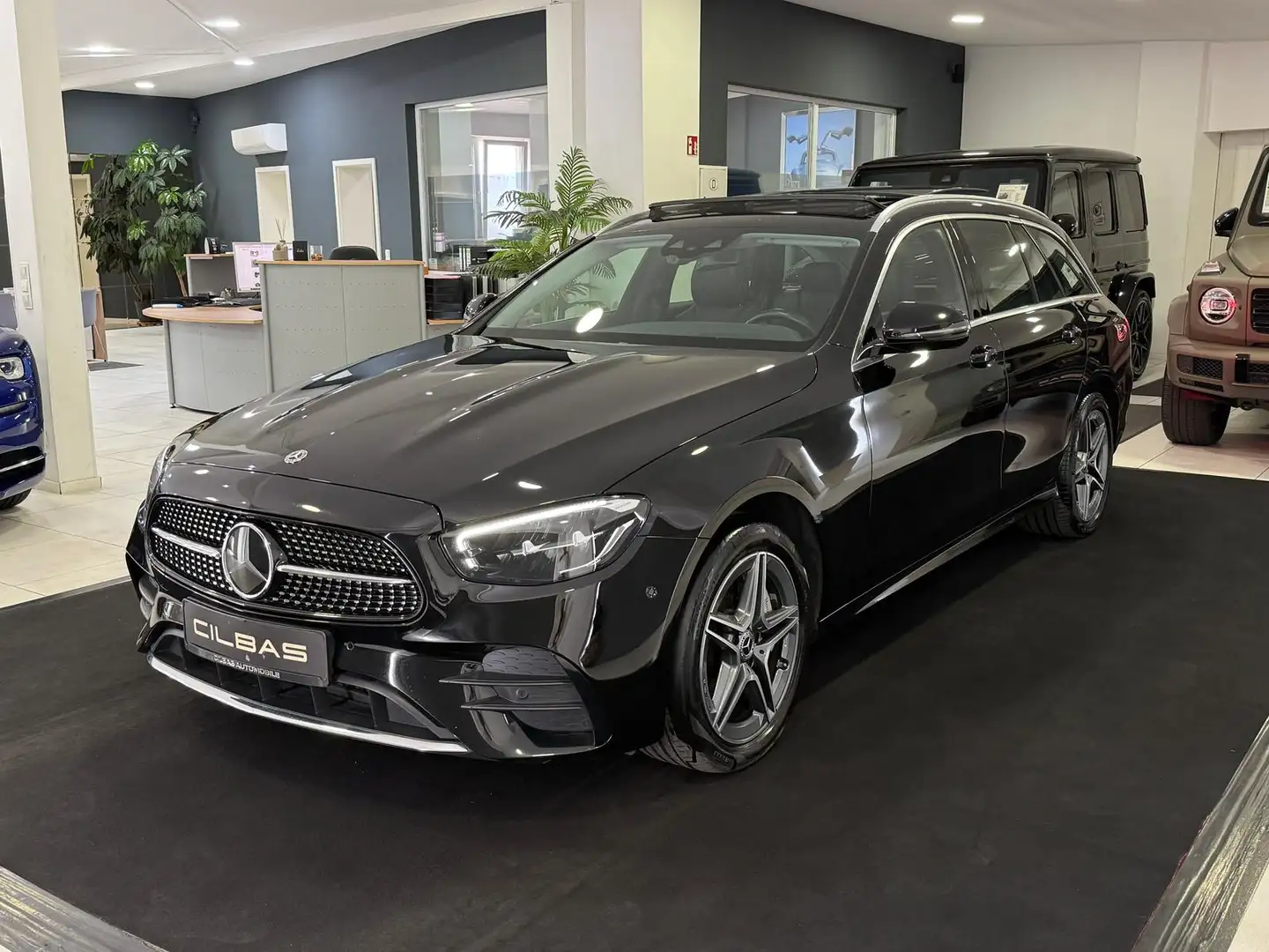 Mercedes-Benz E 300 de T AMG-Line 4M *PANO*KAM*HUD*BURM*AHK* Negro - 1