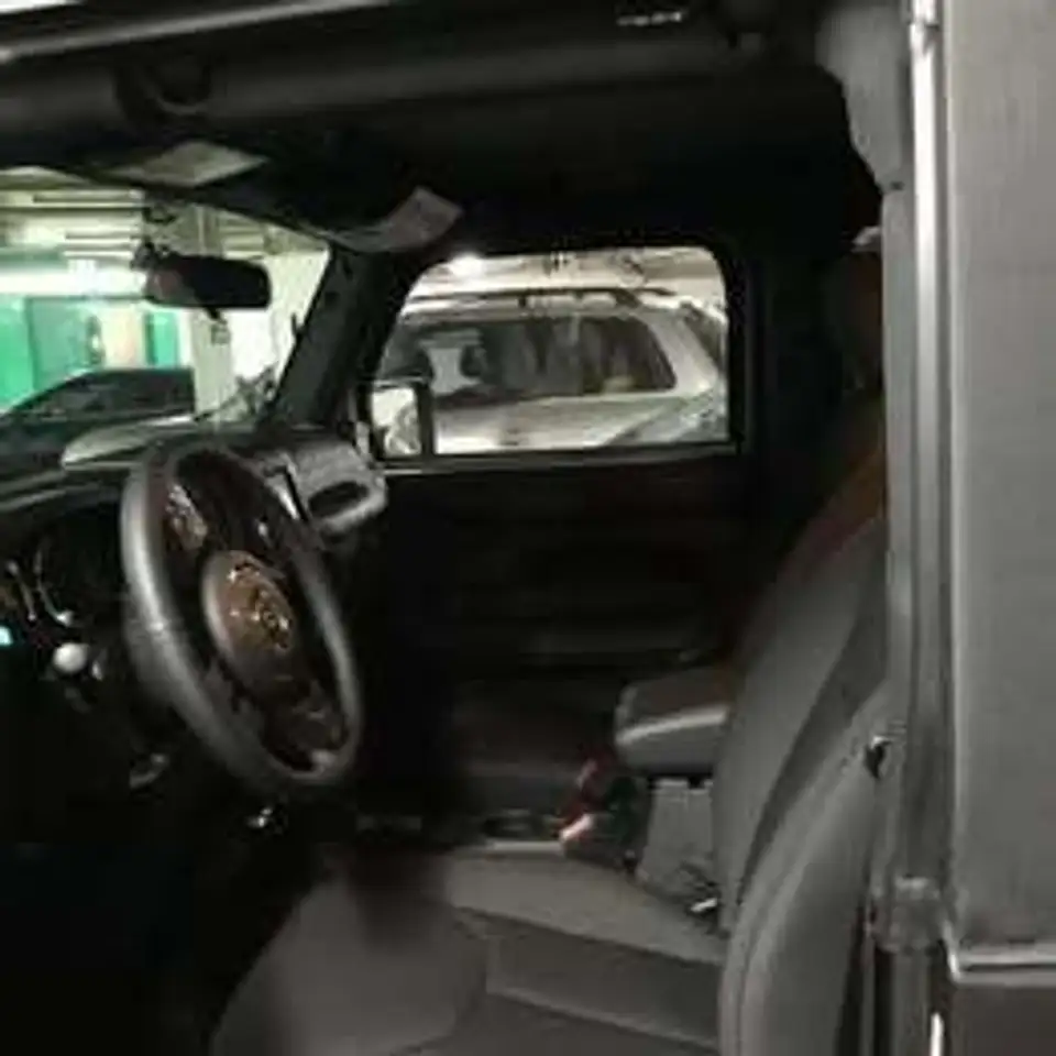 Jeep Wrangler снимка Jeep Wrangler