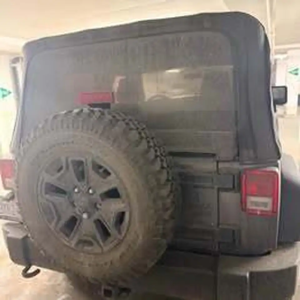 Jeep Wrangler снимка Jeep Wrangler