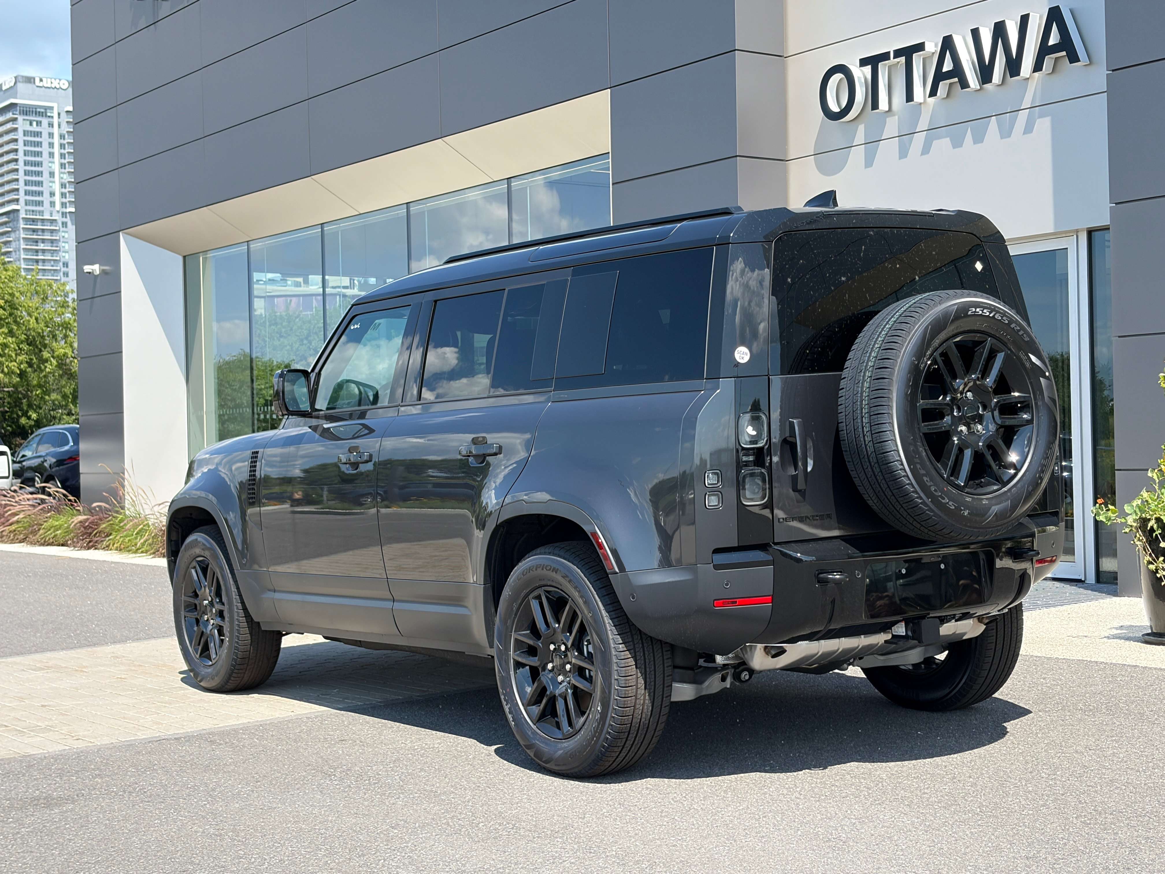 2026 Land Rover Defender 110 P300 S — снимка 4