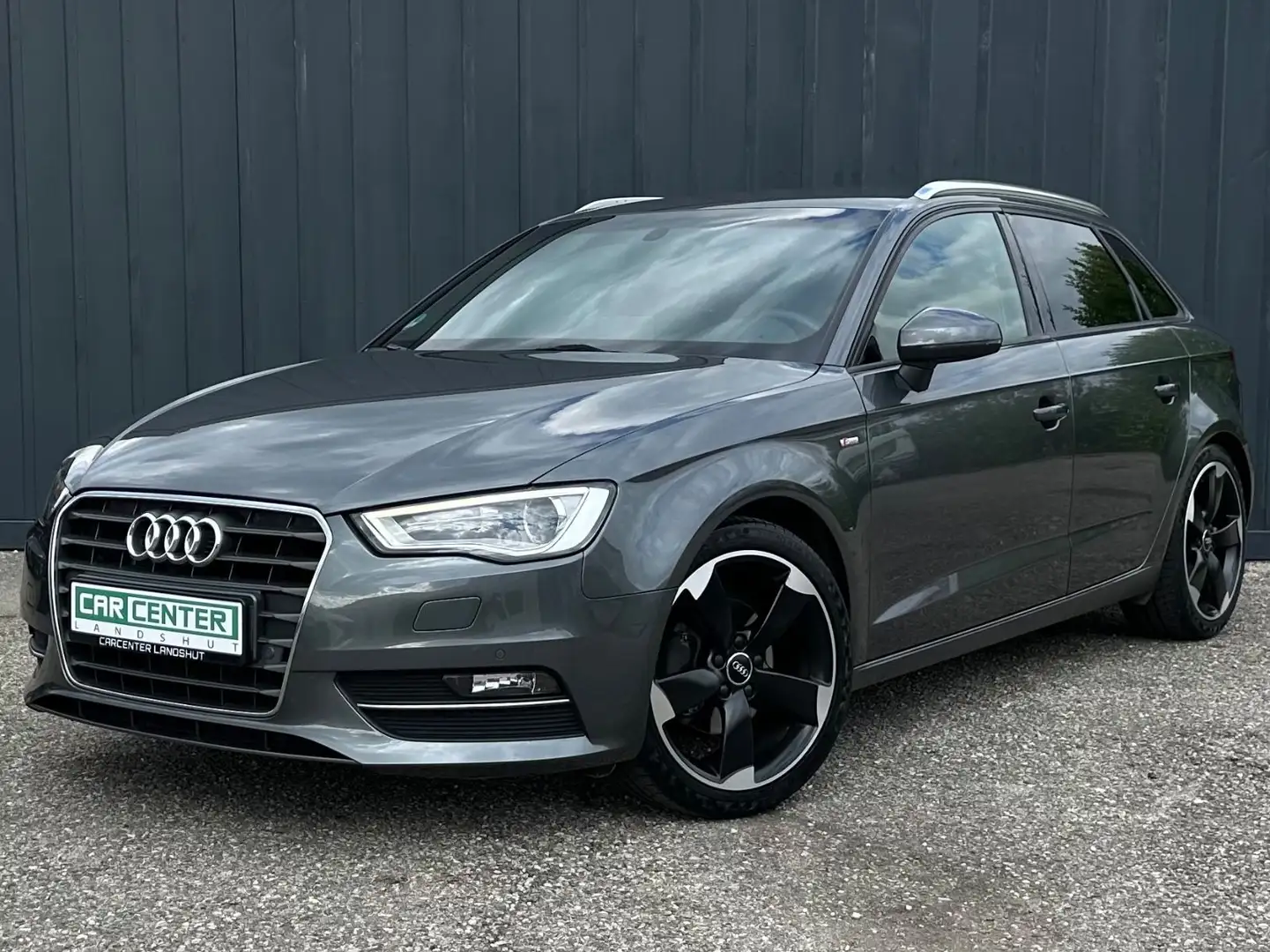 Audi A3 2.0 TDI 3xS-LINE XENON,B&O,NAVI,LEDER,PDC,LED Gris - 1