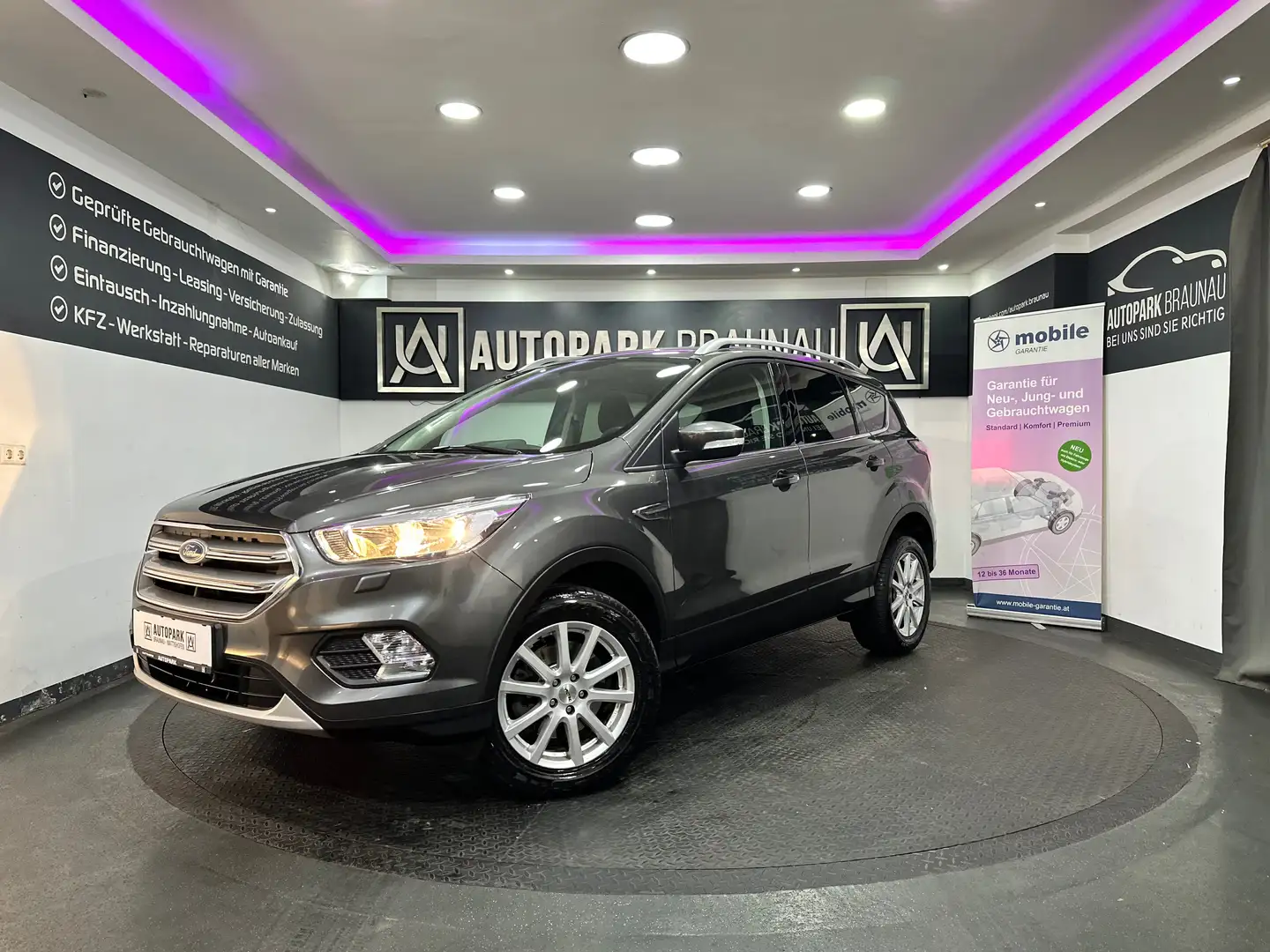 Ford Kuga 1.5 Trend *SZH*PDC* Grau - 1