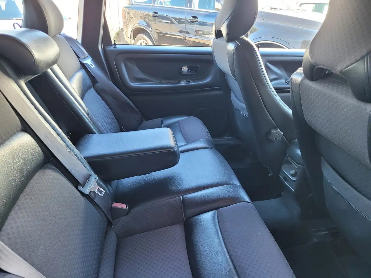 Volvo V70 2.4 Polar Goed onderhouden APK 07-2027, foto 10