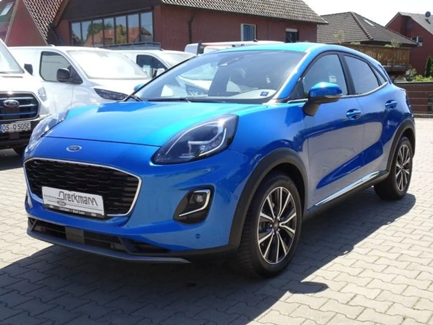 Ford Puma Titanium X Blau - 1