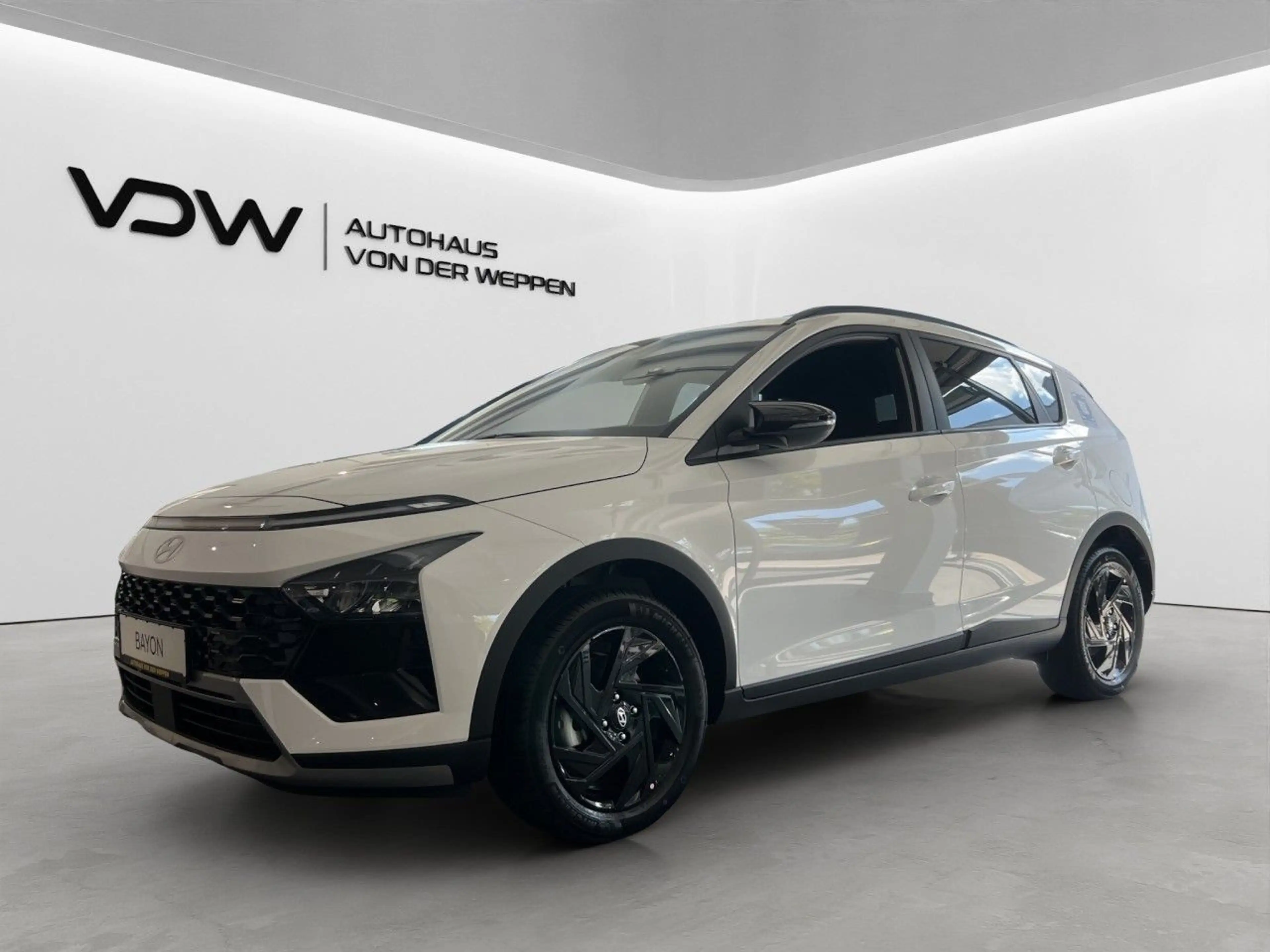 Hyundai BAYON Blackline MIT BOSE-SOUND + VOLL-LED U.V.M! — photo 2