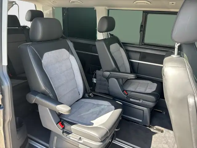 Volkswagen Multivan view 10