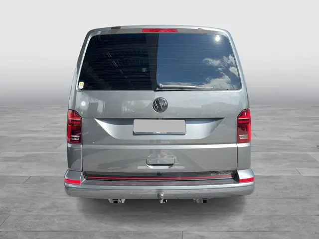 Volkswagen Multivan view 5
