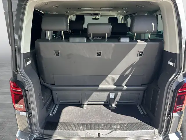 Volkswagen Multivan view 14