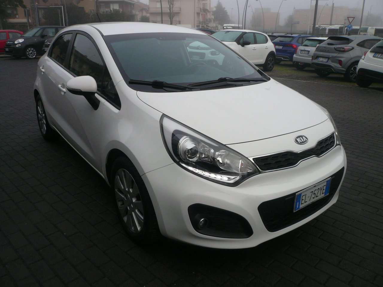 Kia Rio Rio III 2011 5p 1.2 EX Plus per Neopatentati