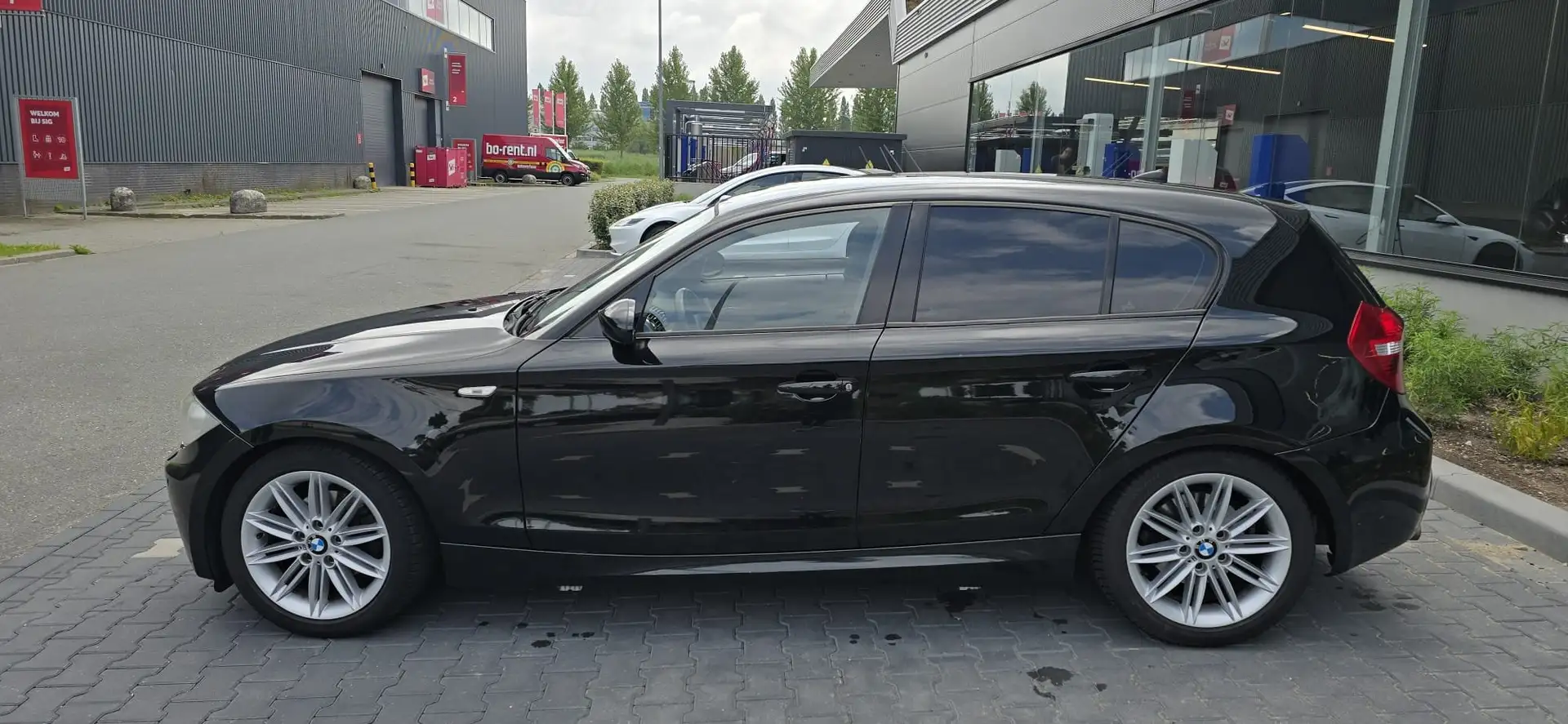 BMW 118 118i Siyah - 2