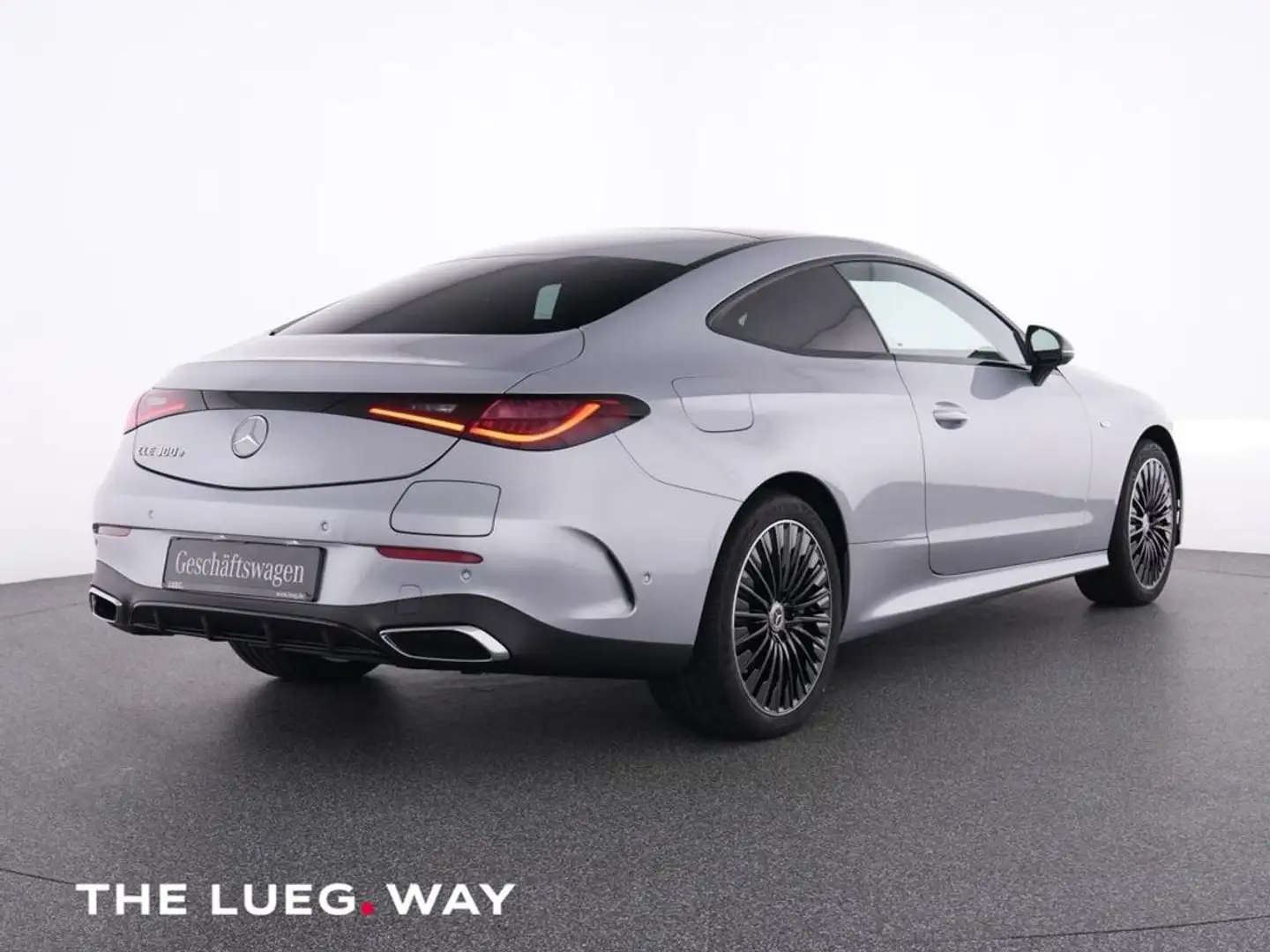 Mercedes-Benz CLE 220 300e AMG Grey - 2