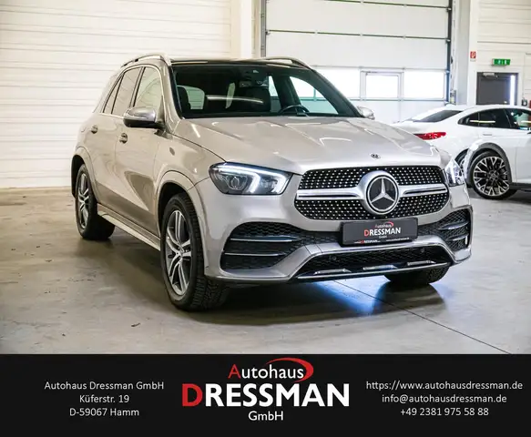 Mercedes-Benz GLE view 3