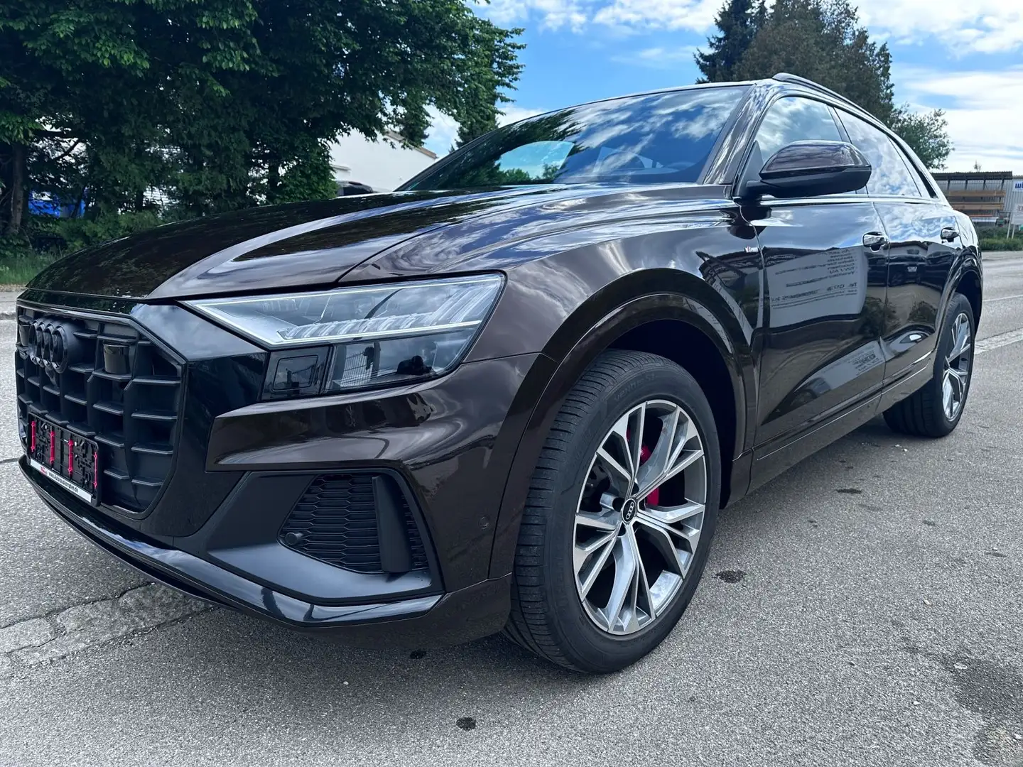 Audi Q8 50 TDI quattro S-Line PANO/NAVI/LED/SOFTCL. Brun - 2