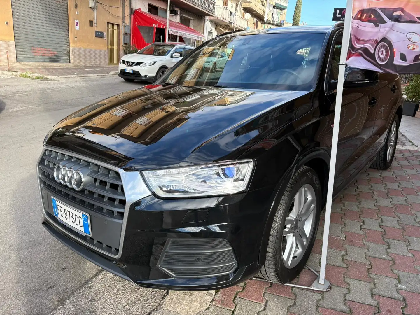 Audi Q3 Q3 2.0 tdi S-LINE 120cv Nero - 1