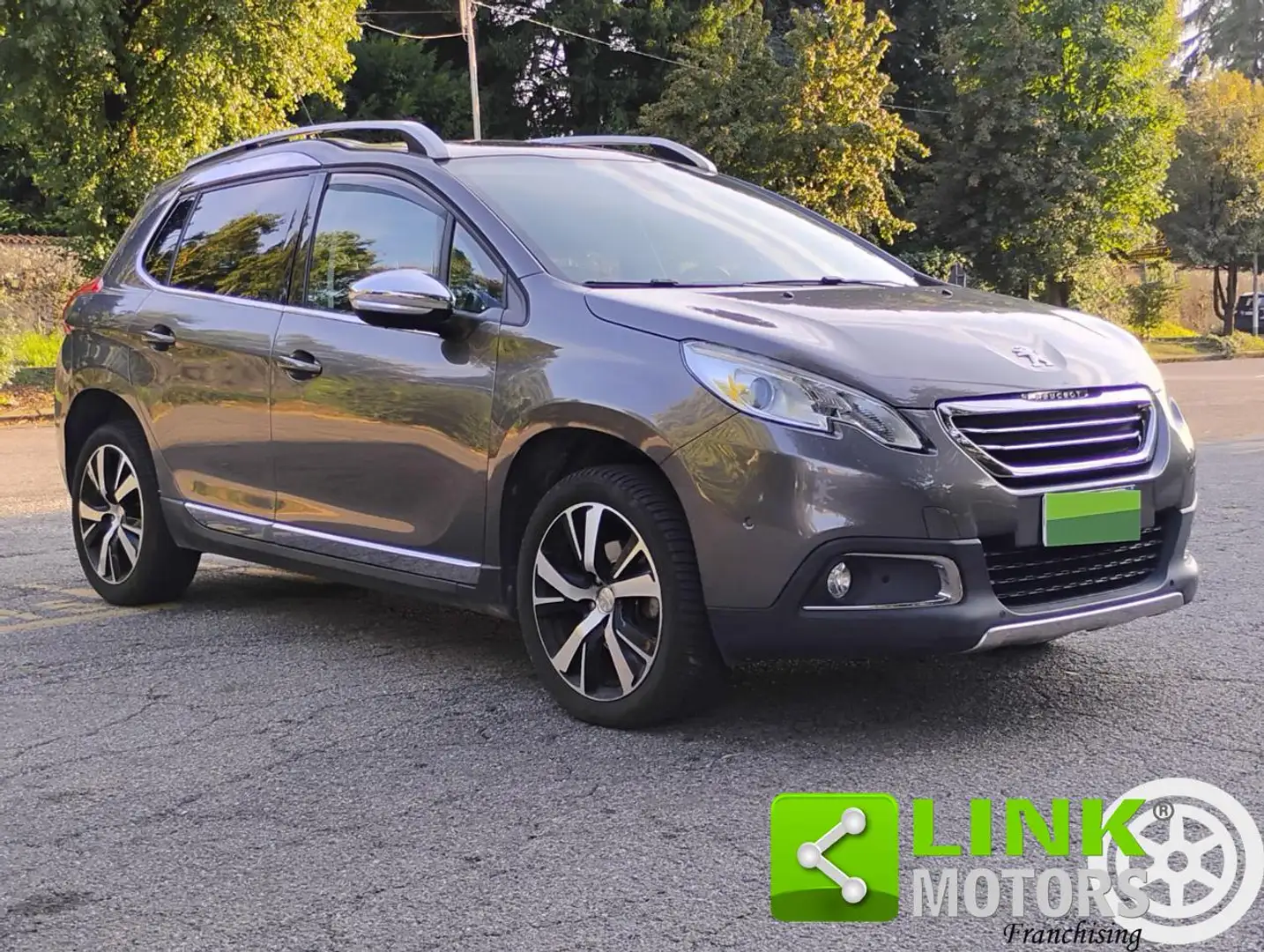 Peugeot 2008 1° serie PureTech Turbo 110 S&S Allure Grigio - 1