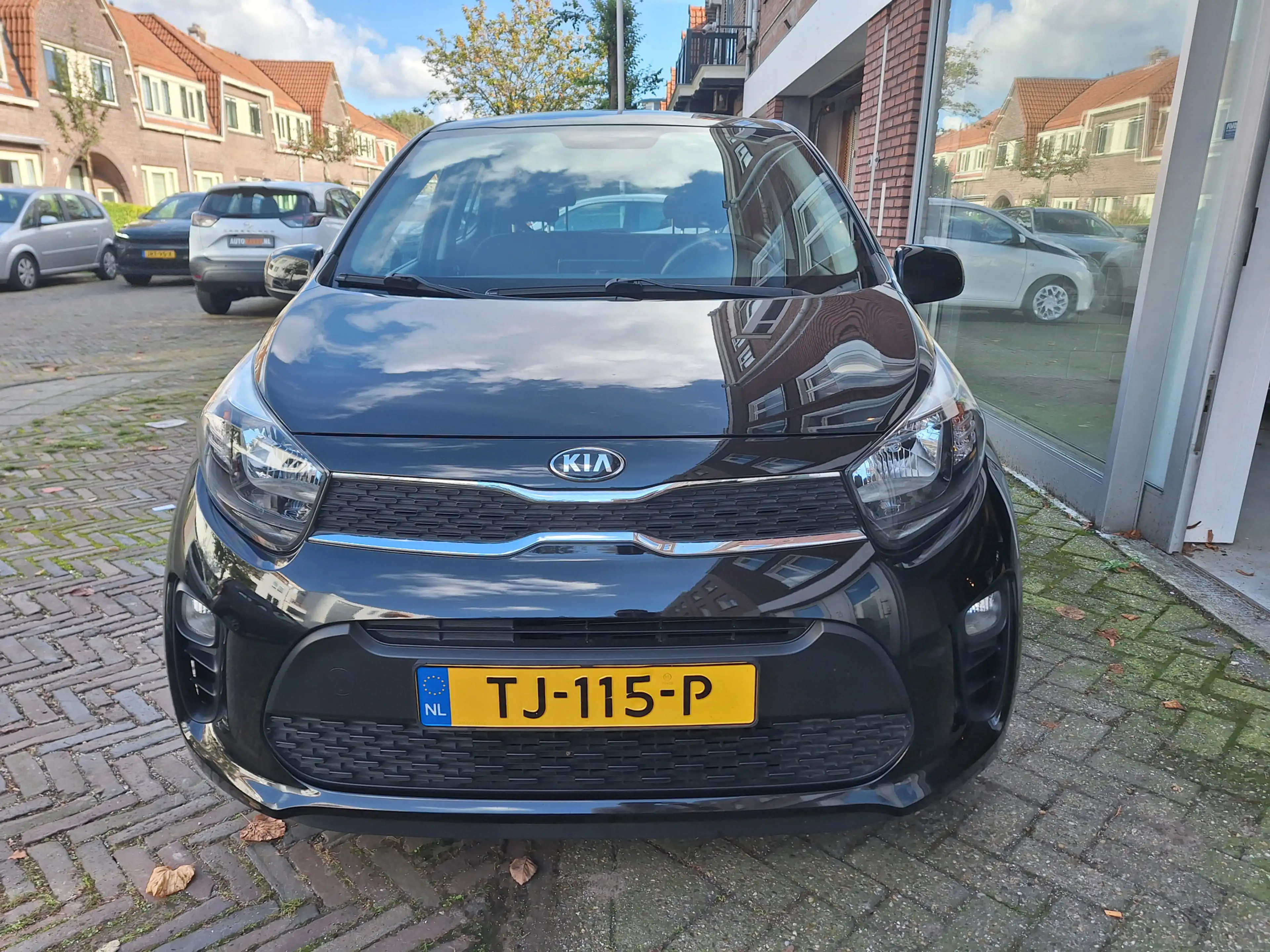 Kia Picanto 1.0 CVVT ComfortPlusLine Navigator /Camera/Navi/Ap — photo 3