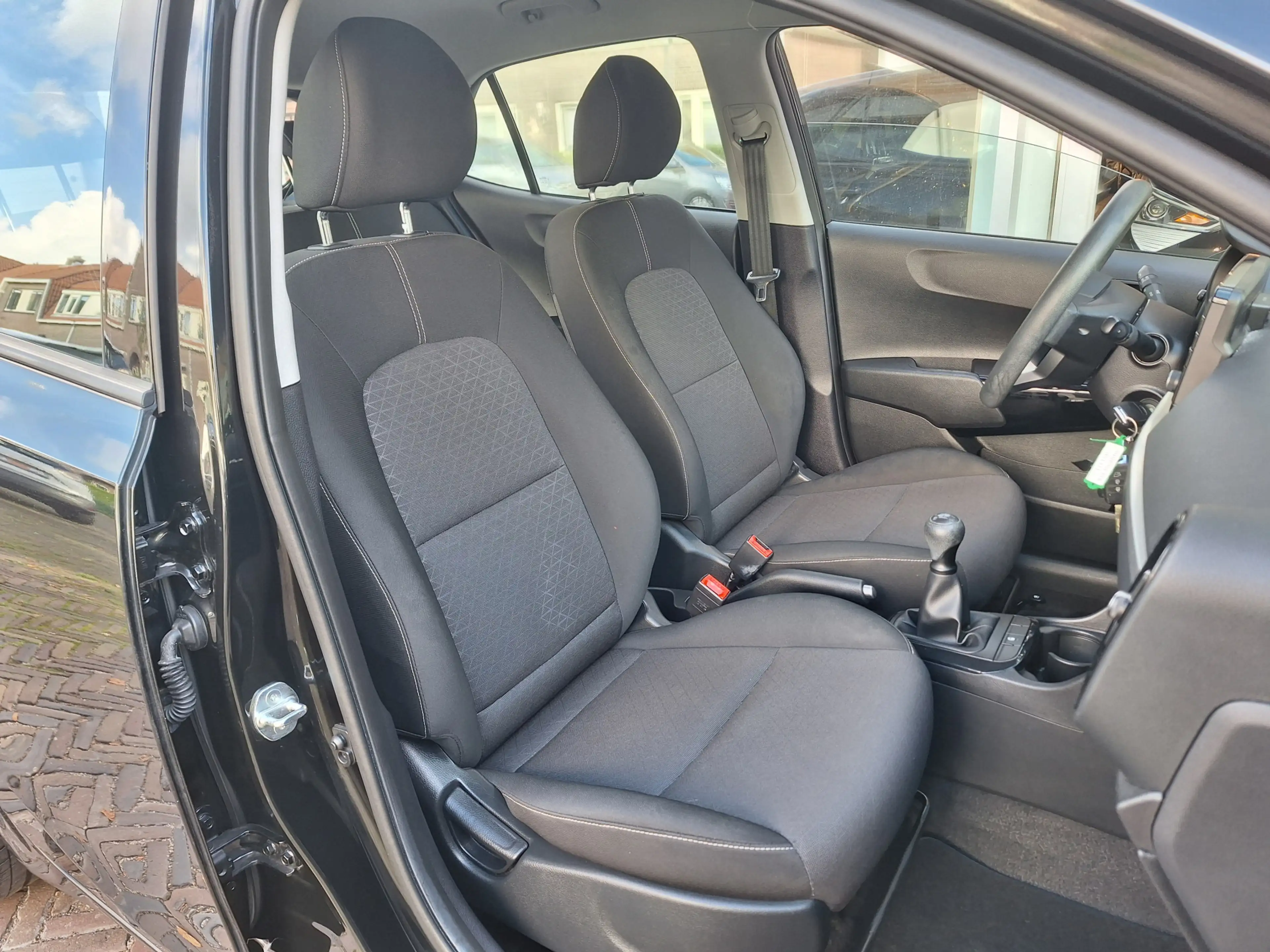 Kia Picanto 1.0 CVVT ComfortPlusLine Navigator /Camera/Navi/Ap — photo 22