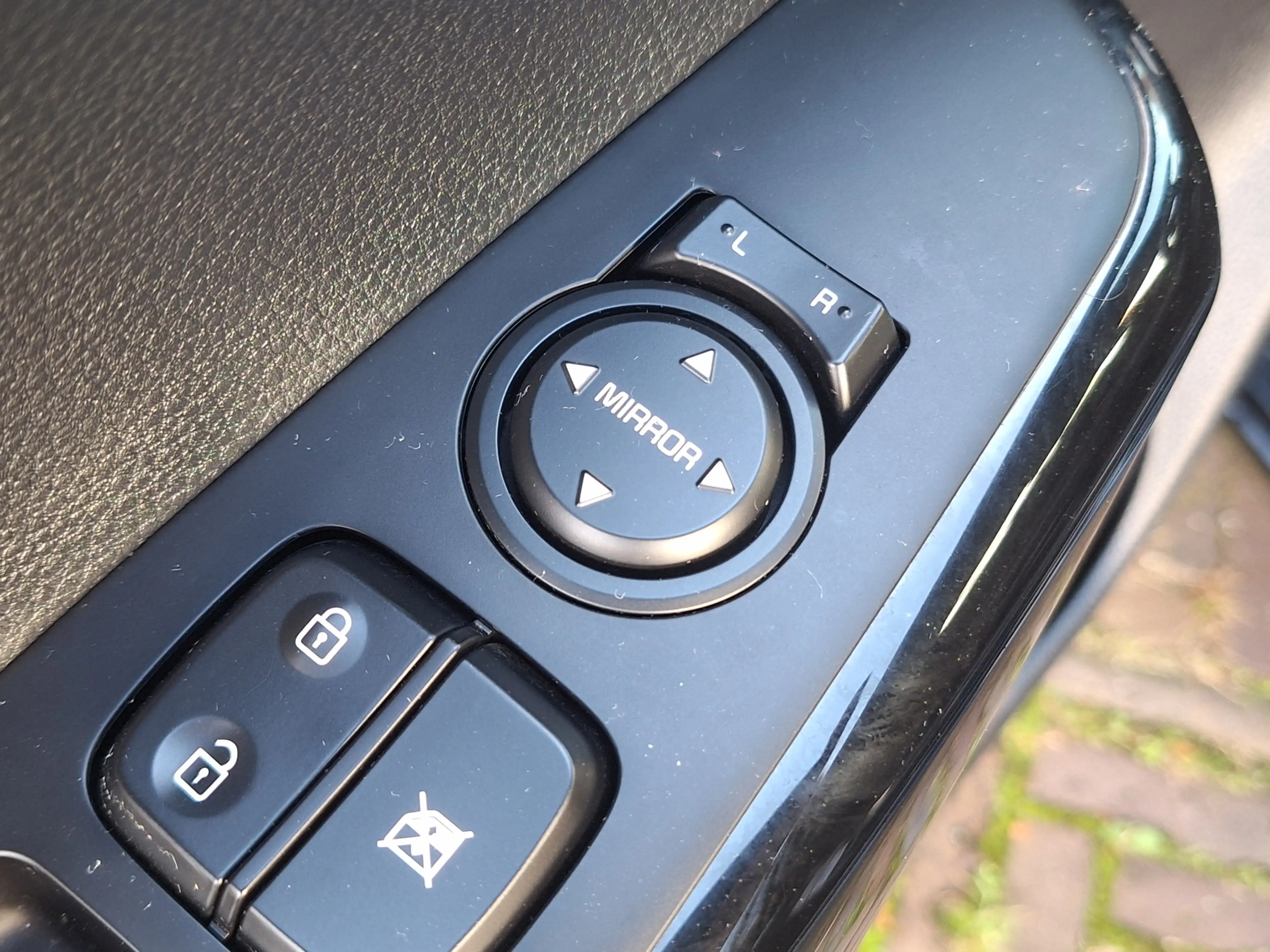 Kia Picanto 1.0 CVVT ComfortPlusLine Navigator /Camera/Navi/Ap — photo 32