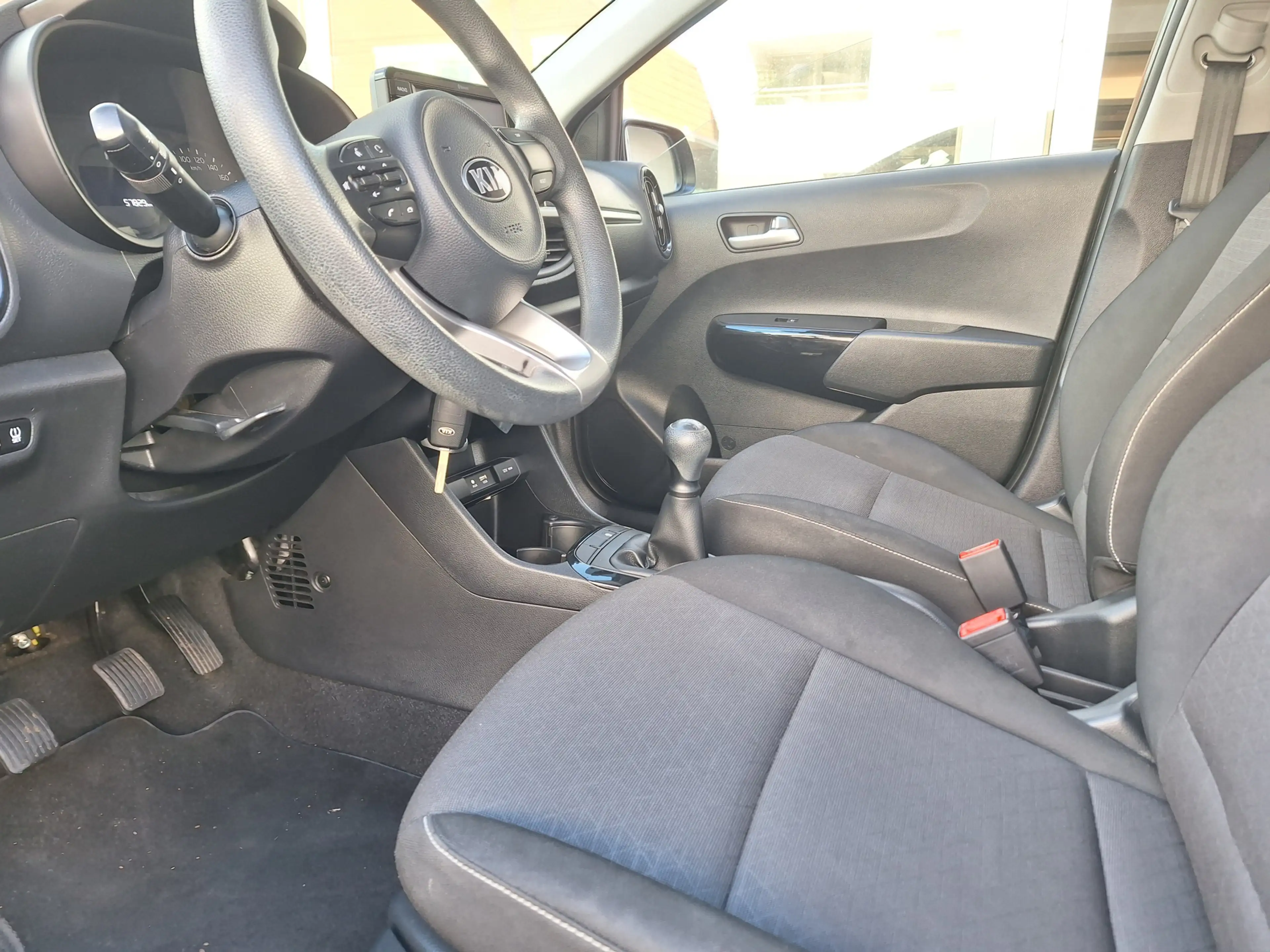 Kia Picanto 1.0 CVVT ComfortPlusLine Navigator /Camera/Navi/Ap — photo 23