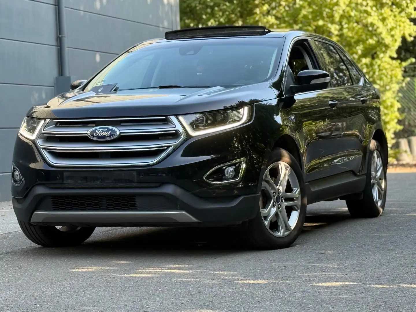 Ford Edge 2.0D Turbo 4x4 Titanium-Pano-Led-Gps-Camera-Full Fekete - 1
