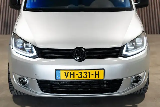 Volkswagen Caddy view 5