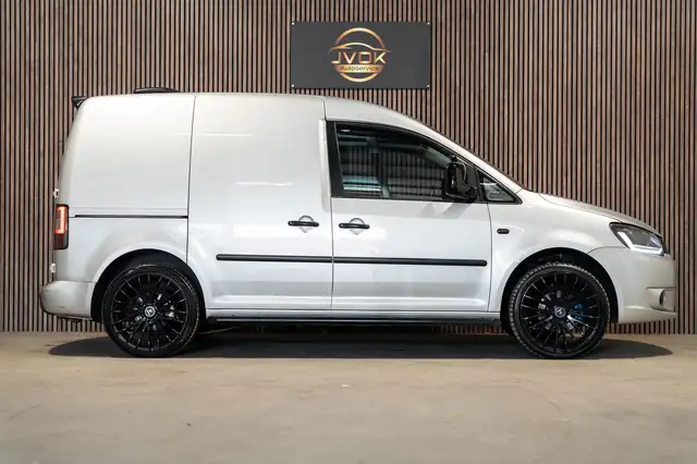 Volkswagen Caddy view 6